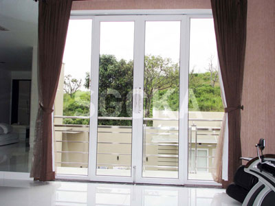 Pintu uPVC untuk Desain Rumah Minimalis Anda