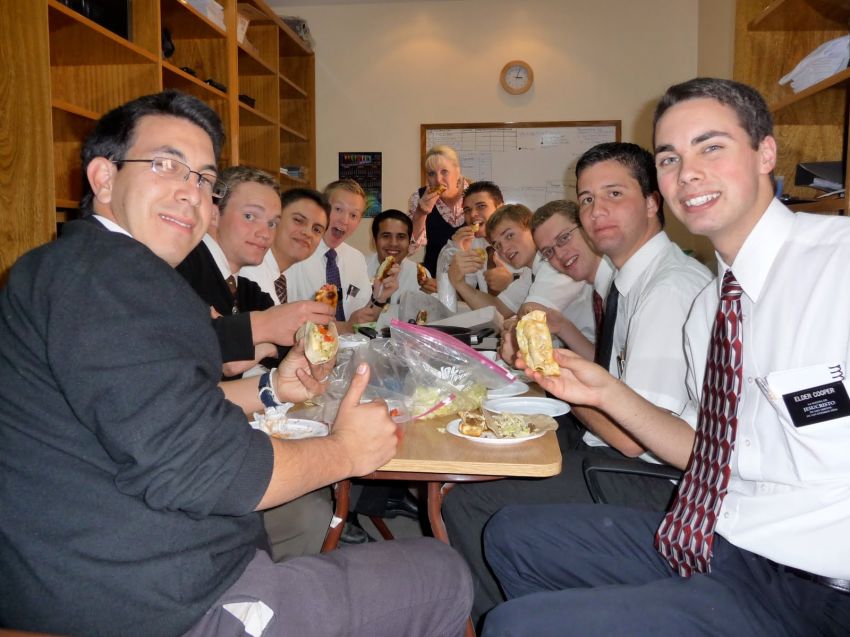 7. Memulai dengan Hal Kecil Untuk Meningkatkan Teamwork