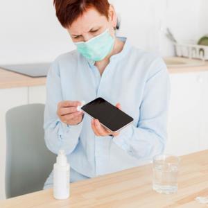 5. Menjaga kebersihan rumah dan barang-barang